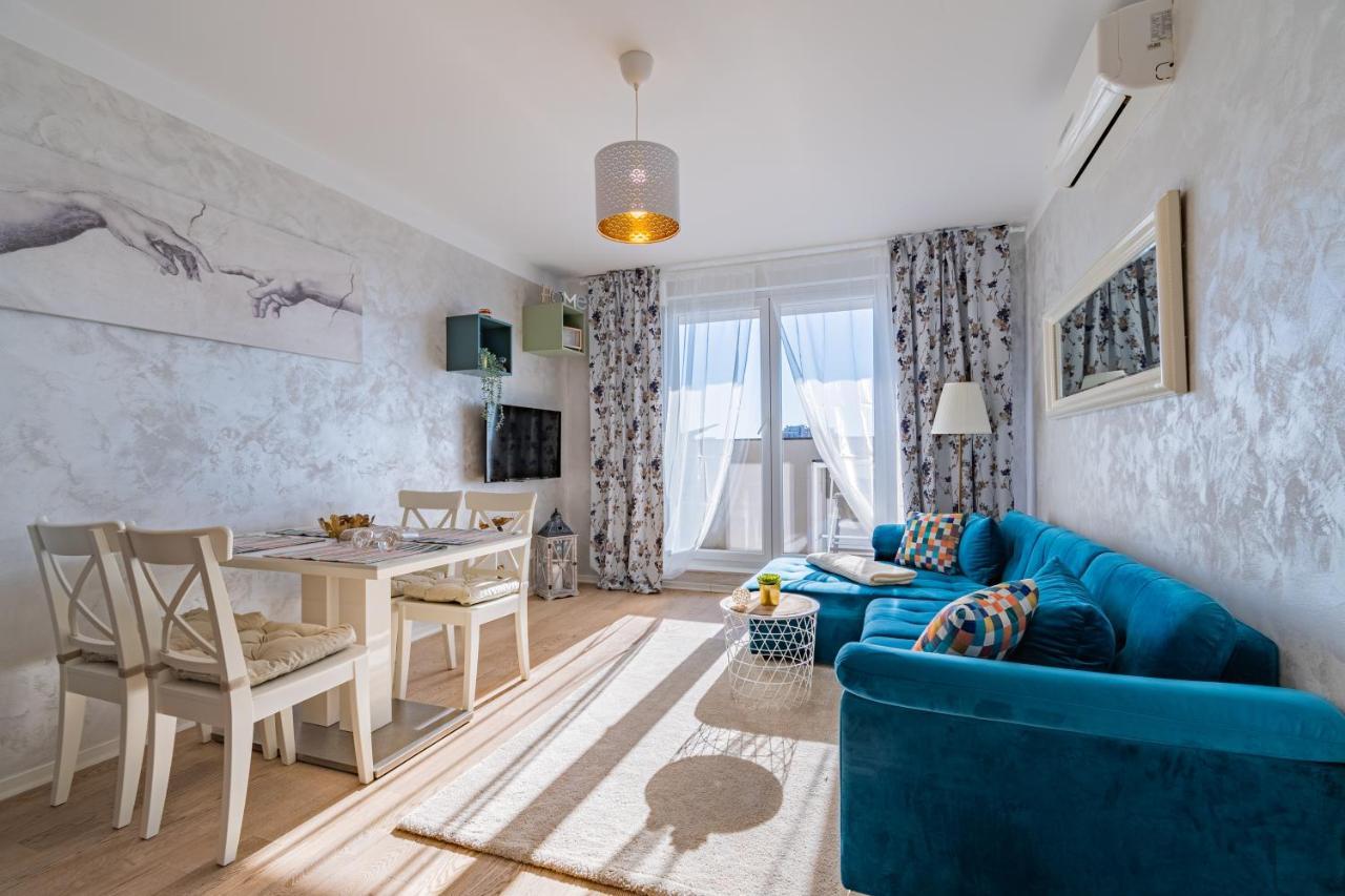 Flexible Selfcheckins 30 - Zagreb - Garage - Electric Vehicle Ccharger - Big Loggia - New - Apartments Repinc 30 Εξωτερικό φωτογραφία